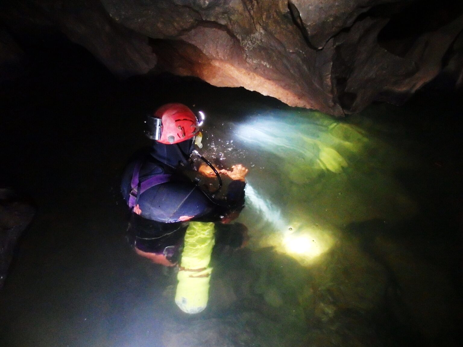 Explora Las Profundidades ¿qué Es Un Coraloide En Espeleología 1398